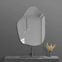 Miroir de décoration d'art de salle de bain en forme de nuage irrégulier miroir mural en verre mural