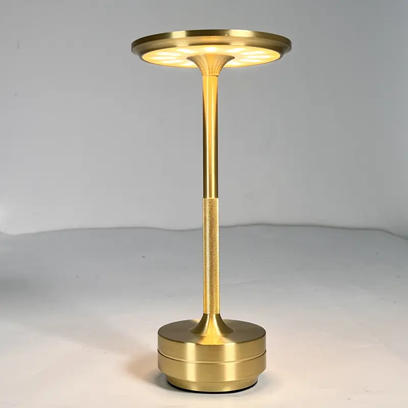 Nordic Retro USB Charging Tischleuchte Touch Dimming luxury Metallic led lampe Restaurant Bar Cordless Battery Gold Table Lamp