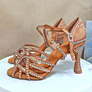 Chaussures <span class=keywords><strong>de</strong></span> danse salsa pour femmes adultes, talons hauts, semelle souple, dessus en satin, semelle extérieure en cuir véritable, chaussures <span class=keywords><strong>de</strong></span> sport d'intérieur pour la performance - Product Image 5