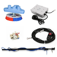 Brosse de nettoyage de panneaux solaires à tête unique avec nettoyage à sec/à l'eau, 200 tr/min, alimentation électrique AC/DC, tige télescopique de 7,5 m