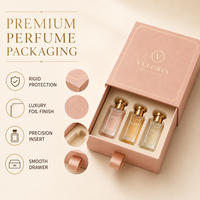 Boîte cadeau rigide magnétique avec poignée, grande taille, personnalisable, recyclable, pelliculage brillant et gaufrage, vernis UV sélectif