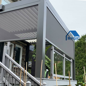 Pérgola de aluminio para exteriores de alta calidad motorizada/operación Manual resistente al viento 180-220 KM/H aislamiento térmico recubierto de polvo - Product Image 3