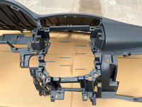 Tableaux de bord en cuir ABS automobiles très vendus dans le monde entier, sûrs et fiables pour Nissan Sylphy B17 2012-2019