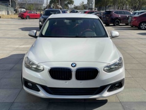 Venta al por Mayor de Autos Usados <span class=keywords><strong>BMW</strong></span> <span class=keywords><strong>Serie</strong></span> <span class=keywords><strong>1</strong></span> <span class=keywords><strong>2018</strong></span> 118i Sport Sedan, Inventario de Concesionario, Sedán para Exportación, Autos de <span class=keywords><strong>Segunda</strong></span> <span class=keywords><strong>Mano</strong></span> - Product Image 2