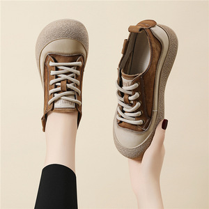 Baskets décontractées en <span class=keywords><strong>cuir</strong></span> véritable à lacets pour <span class=keywords><strong>femme</strong></span>, style 2025, nouvelle collection, chaussures de skateboard rétro antidérapantes, idéales pour le voyage - Product Image 2