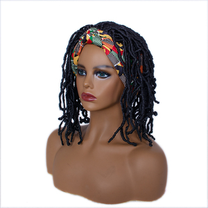 Perruques synthétiques tressées à la main Aishili Factory en gros avec bandeau coloré pour femmes noires - Product Image 4