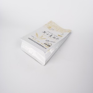 Sacs en plastique pour l'emballage de la <span class=keywords><strong>farine</strong></span> en gros, robustes et protecteurs pour l'emballage de la <span class=keywords><strong>farine</strong></span> complète dans les magasins de détail alimentaire ou les boulangeries - Product Image 6