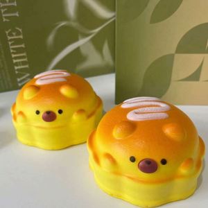 Venta al por mayor en stock: Mini Squishies Kawaii de pan, blandos, perfumados, de subida lenta, juguete antiestrés con forma de comida para niños, juguete sensorial Squishy Fidget - Product Image 5