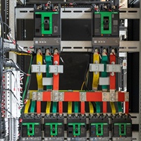 Fabricant de panneaux de commande électriques, armoires de distribution basse tension personnalisées