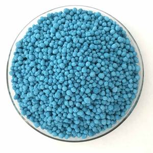 <span class=keywords><strong>Engrais</strong></span> composé NPK 12.12.17 +2MgO <span class=keywords><strong>pour</strong></span> palmiers à huile, granulés bleus, conditionnement en vrac - Product Image 1