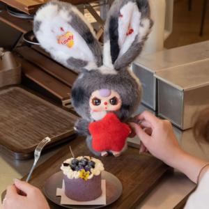 Venta al por mayor BABY THREE - 100% Original al por mayor Lily Rabbit Town V3 Plush Blind Box Pendant Gift the Moon and the Stars - Product Image 2