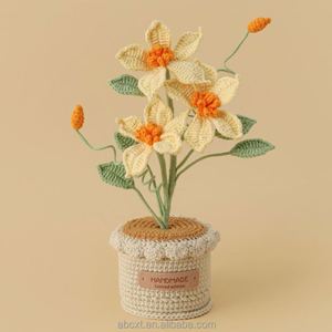 Decoración para el Hogar y el Automóvil, Maceta Tejida a Mano con Flores de Lana, Maceta de Ganchillo - Product Image 3
