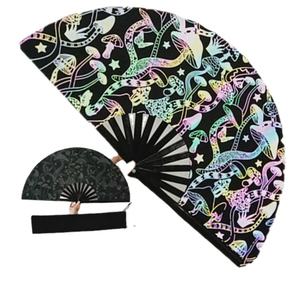 Abanico de mano reflectante con patrón de hongos, 33 cm de largo, con varillas de bambú negras, 100% en stock, ideal para grandes fiestas rave. - Product Image 4