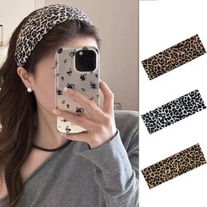 Diadema Deportiva Personalizada al por Mayor con Estampado de Leopardo en Poliéster, Antideslizante de Alta Precisión, Accesorios de Moda para el Cabello de Uso Diario - Product Image 2