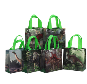 Bolsa de Tela No Tejida Tridimensional Laminada OEM, Bolsa de Regalo para Fiestas con Estampado de Dinosaurios - Product Image 1
