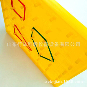 Tablero de clavos de 140 mm x 140 mm, fabricado por un fabricante de instrumentos didácticos para escuelas primarias y secundarias, que produce 20518 clavos. - Product Image 5