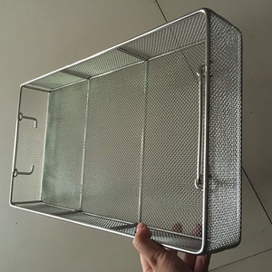 Paniers de rangement industriels modernes en acier inoxydable avec poignées – Paniers en treillis métallique de diverses formes, durables, écologiques et personnalisables - Product Image 5
