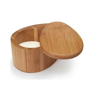 Caja de sal de madera de bambú Contenedores de especias Tarro con tapa giratoria - Product Image 1