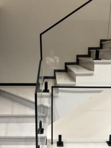 Support de fixation en alliage d'aluminium de haute qualité pour garde-corps en verre, résistant à la rouille, pour clôture en verre sans cadre, balcon, terrasse, escalier - Product Image 3