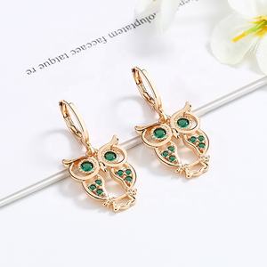 Atacado Latão 18k Laminado Cor De Ouro Cubic Zirconia Feriado Animal Verde Coruja Dorp Brincos Para As Mulheres Moda Jóias - Product Image 3