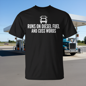 T-shirt pour chauffeur de camion, noir, col rond, pour hommes, avec inscription « Runs On Diesel Fuel And Cuss Words » - Product Image 3