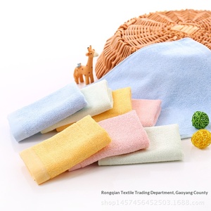 <span class=keywords><strong>Serviette</strong></span> carrée en coton 25x25cm pour bébé et nourrisson de <span class=keywords><strong>maternelle</strong></span>, douce, tissage uni, personnalisable avec logo, vente en gros - Product Image 3