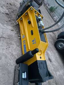 SOOSAN SB81A Disjoncteur hydraulique de type boîte avec graisse automatique (en option) garantie d'un an Pièces de rechange Prix d'usine directs - Product Image 6