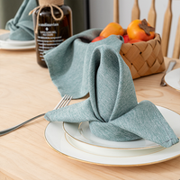 Serviettes en tissu 100 % polyester lavées à la pierre bleu aqua, modernes et réutilisables, pour mariages côtiers et usage en restauration (vente en gros)