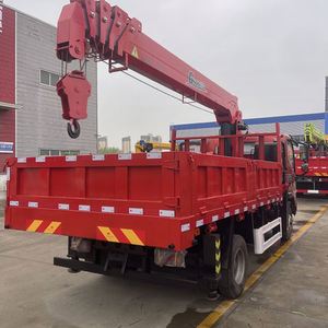 รถบรรทุกติดเครน Sinotruk Howman 160 แรงม้า 7 ตัน บูมตรง 5 ท่อน สำหรับขนส่งต้นกล้า - Product Image 4
