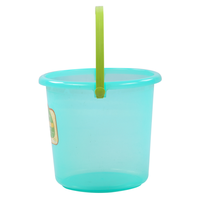 Seau d'alimentation pour veau de 8 L avec poignée en plastique, tétine rouge et tuyau à valve bleue pour l'alimentation des jeunes bovins en élevage