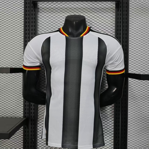 Nova Camisa de Futebol Edição Especial de Alta Qualidade com Estampa de Jogador, Coleção de Roupas de Futebol em Colaboração - Product Image 4