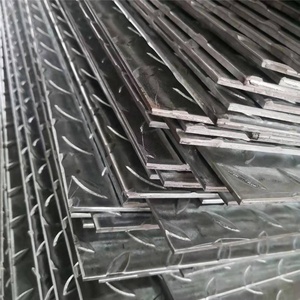 Tôle striée antidérapante <span class=keywords><strong>en</strong></span> acier inoxydable série 300, motif losanges, à 5 barres, pour revêtements de sol – Prix usine - Product Image 5