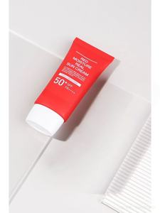 Crème hydratante <span class=keywords><strong>rouge</strong></span> <span class=keywords><strong>la</strong></span> plus vendue, capable de raffermir <span class=keywords><strong>et</strong></span> de réduire les rides <span class=keywords><strong>sur</strong></span> <span class=keywords><strong>la</strong></span> <span class=keywords><strong>peau</strong></span> - Product Image 5