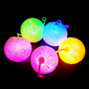 ลูกบอลพัฟเฟอร์ขนฟูเรืองแสง TPR ขายส่ง ลูกบอลพัฟเฟอร์ LED เรืองแสง ของเล่นสำหรับงานปาร์ตี้ ลูกบอลนุ่ม - Product Image 3