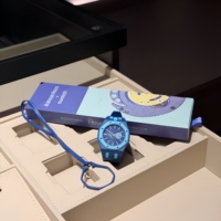 Montre de luxe avec mouvement de haute qualité