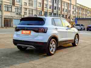CityCar Volkswagen T-Cross 2023 1.5L 6AT Voitures d'occasion pas chères à vendre 5 places LHD Intérieur sombre Fiable et économique Petit SUV - Product Image 6