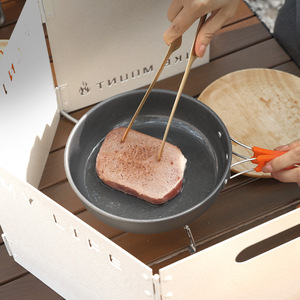 Juego de utensilios de cocina para acampar al aire libre Ds 508, juego de ollas y sartenes antiadherentes portátiles para 4-5 personas, color naranja - Product Image 3