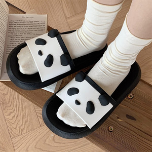 Sandales plates tendance XIXITIAO avec motif panda, tongs d'été pour femmes en EVA avec semelle épaisse antidérapante, chaussures décontractées mignonnes pour l'extérieur - Product Image 3