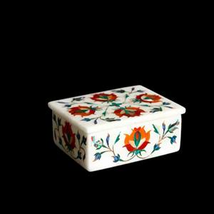 Joyero de Mármol Blanco Makrana con Incrustaciones Florales de Cornalina y Malaquita Talladas a Mano, Regalos Especiales para San Valentín - Product Image 3