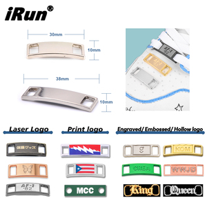 IRun – chaussures blanches en dentelle avec <span class=keywords><strong>Logo</strong></span> gravé, baskets décoratives en métal, spartiates, breloques, étiquettes en métal - Product Image 2
