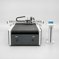 Machine de découpe à couteau vibrant CNC oscillant pour film autocollant de boîtes en carton haute vitesse avec garantie de 3 ans