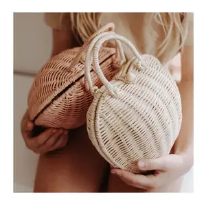 Borse per bambini alla moda in stile unico per bambini giocattoli giocosi per bambini borsa per bambini in rattan naturale giocattolo divertente cestino a forma di cuore