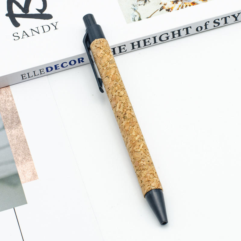 Black Wheat Straw Clip