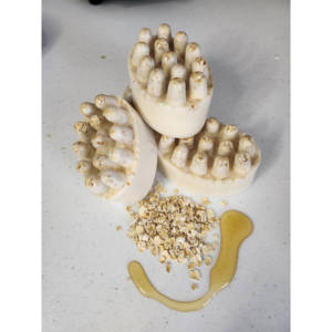 <b>Oatmeal</b> and Honey Massage Bar <b>Soap</b> 4.1 ounce - Product Image 2