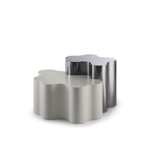 Tavolini Laterali <span class=keywords><strong>Contemporanei</strong></span> a Forma di Nuvola con Finiture in Poliuretano Opaco e Metallo Lucido - Product Image 2