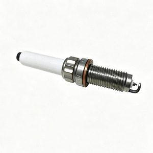 12120040551 Venta al por mayor de bujías de iridio con rosca OE para BMW Serie 3 F30 F31 Serie 5 G30 G38 (2015-2019) - Product Image 5
