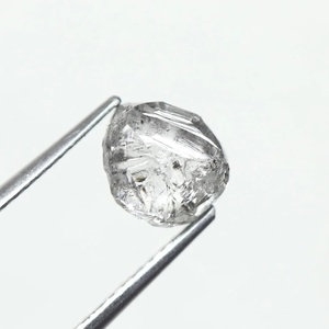 Oferta Especial: Diamante Natural en Bruto, Sin Cortar, Tipo Sal y Pimienta, de 1.77 Ct., 7.35 x 6.45 x 4.15 MM, para Joyería de Boda - Product Image 5