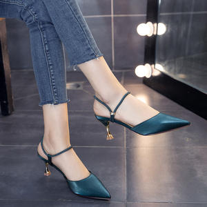 Sandalias de tacón medio personalizadas para mujer, calzado de lujo con correa de diamante roto y puntiagudas personalizadas, a la moda, <span class=keywords><strong>com</strong></span> - Product Image 6