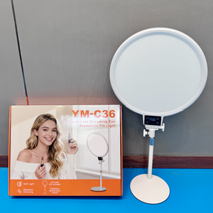 Luz de Relleno LED YM-C36 para Transmisión en Vivo, Protección Ocular, Regulable, para Maquillaje, Fotografía y Transmisiones en Directo - Product Image 2