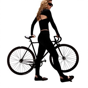 Conjunto de yoga de invierno al por mayor, de manga larga, con hombros cruzados, de 2 piezas, premium, que absorbe la humedad, elástico en cuatro direcciones, tipo mono. - Product Image 1